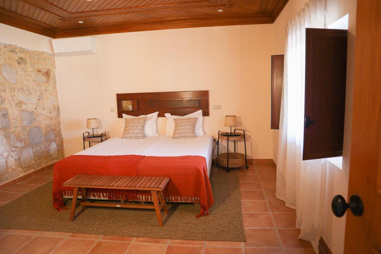 Bed and Breakfast O Pombal Алканена Экстерьер фото
